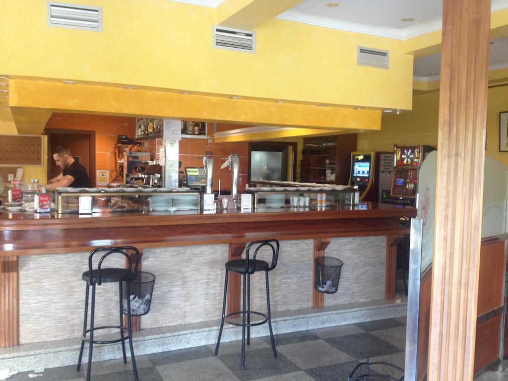 Hostal Gonzalez Guadarrama Exterior photo