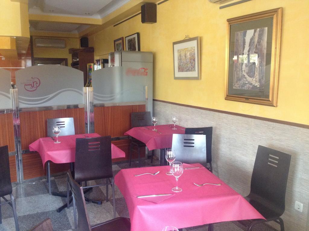 Hostal Gonzalez Guadarrama Exterior photo