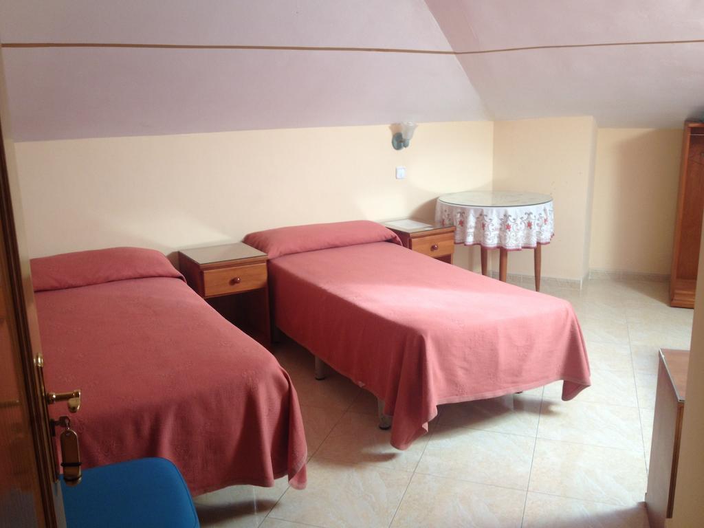 Hostal Gonzalez Guadarrama Room photo