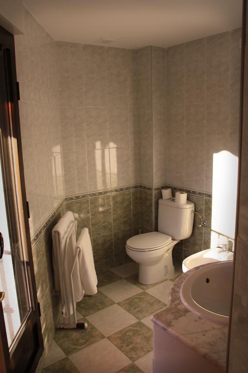 Hostal Gonzalez Guadarrama Room photo