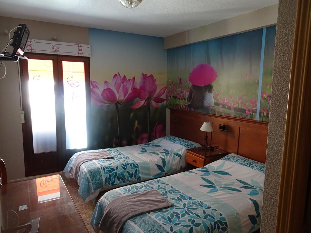 Hostal Gonzalez Guadarrama Exterior photo
